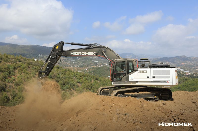 SPECIAL PURPOSE EXCAVATOR - HMK 310 LC LR - Image 2